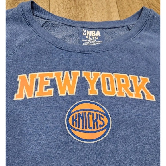 NBA New York NY Nicks Basketball Women's Sweatshirt Size XL - Picture 2 of 5